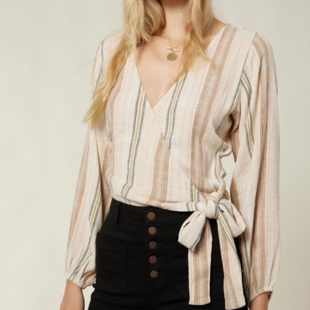 O’Neill Mira top size small nwt